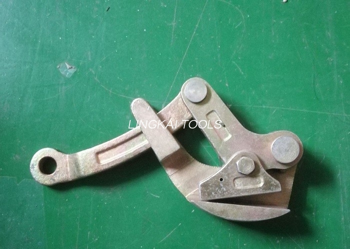 10KN सिंगल क्याम वायर केबल ग्रिपर / अर्थ वायर ग्रिपर उपकरण स्टिल स्ट्र्यान्डको लागि